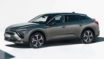 Citroen C5 X revealed as Citroen’s new flagship model, gets plug-in hybrid powertrain