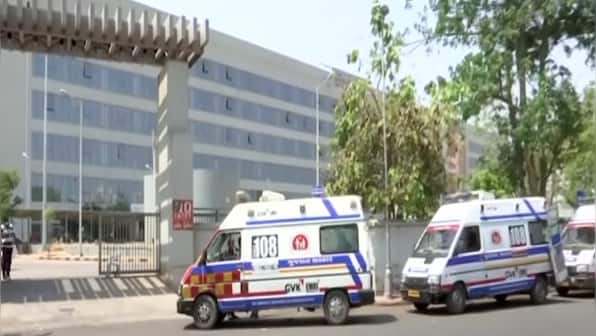 Ambulances line up with COVID patients in Gujarat's Ahmedabad; govt says can't link queues with hospital efficiency