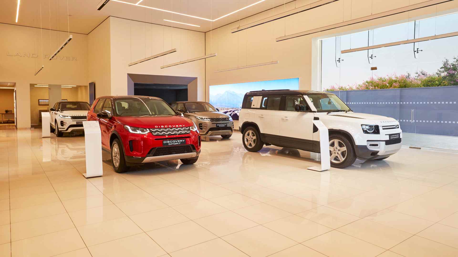 Jaguar Land Rover India lines up 10 model launches and portfolio updates for FY22 Jaguar Land Rover India lines up 10 model launches and portfolio updates for FY22