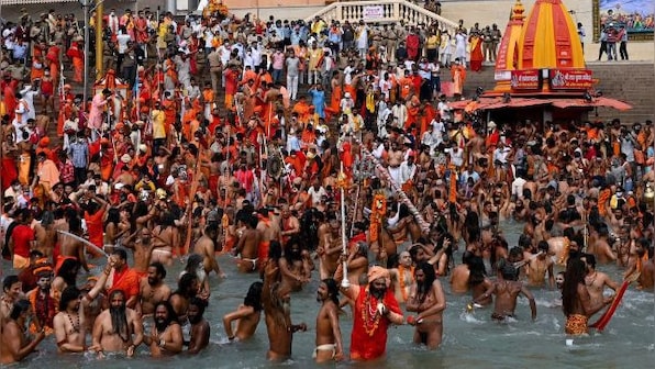 Kumb COVID test scam: Haridwar court issues non-bailable warrants; hunt on for accused