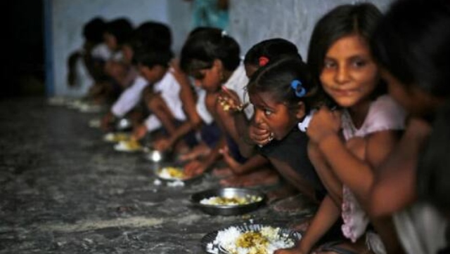 Over 8 lakh students in J&K benefitted under Centre's Mid-day meal scheme: Government Over 8 lakh students in J&K benefitted under Centre's Mid-day meal scheme: Government