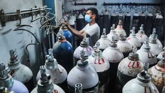 Prepare list of oxygen plants, revive closed units to augment supply, MHA tells states