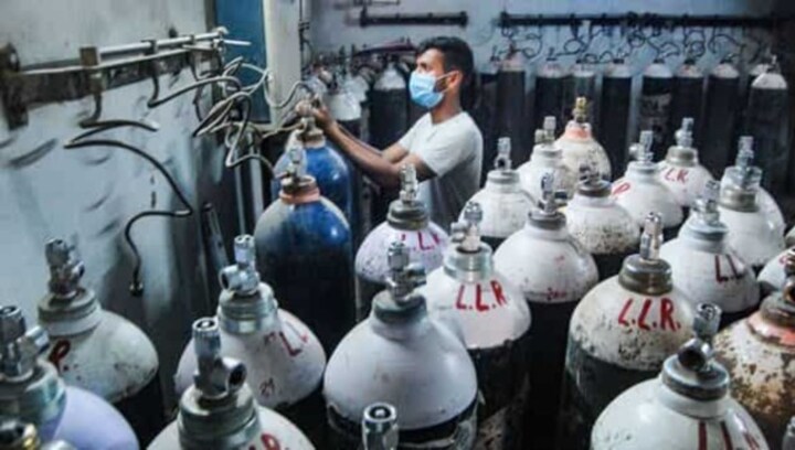 Prepare list of oxygen plants, revive closed units to augment supply, MHA tells states