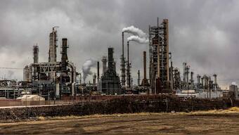 China to wean itself off coal power while financing plants in developing countries