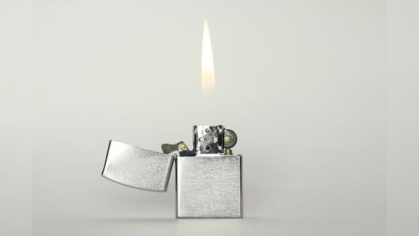 Top 4 Flameless Rechargeable Lighters You Can Buy