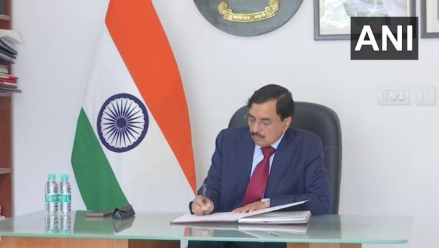 Sushil Chandra assumes charge as Chief Election Commissioner; to hold post till May 2022 Sushil Chandra assumes charge as Chief Election Commissioner; to hold post till May 2022