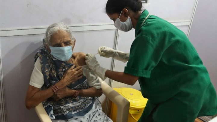 Bombay HC asks why senior citizens can't get jabs at home if vaccine drives are allowed in housing societies