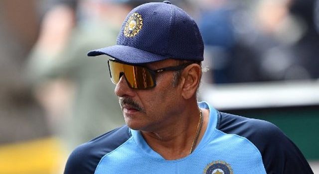 'Don’t even go there': Ravi Shastri comes up with cheeky response on Sachin Tendulkar's statue resembling Steve Smith 'Don’t even go there': Ravi Shastri comes up with cheeky response on Sachin Tendulkar's statue resembling Steve Smith
