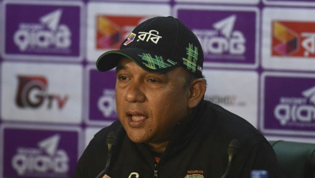 BCB director Khaled Mahmud tests positive for COVID-19, set to miss home ODI series against Sri Lanka BCB director Khaled Mahmud tests positive for COVID-19, set to miss home ODI series against Sri Lanka