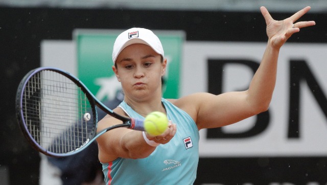 Italian Open 2021: Ashleigh Barty retires injured in quarter-final, Karolina Pliskova beats Jelena Ostapenko Italian Open 2021: Ashleigh Barty retires injured in quarter-final, Karolina Pliskova beats Jelena Ostapenko