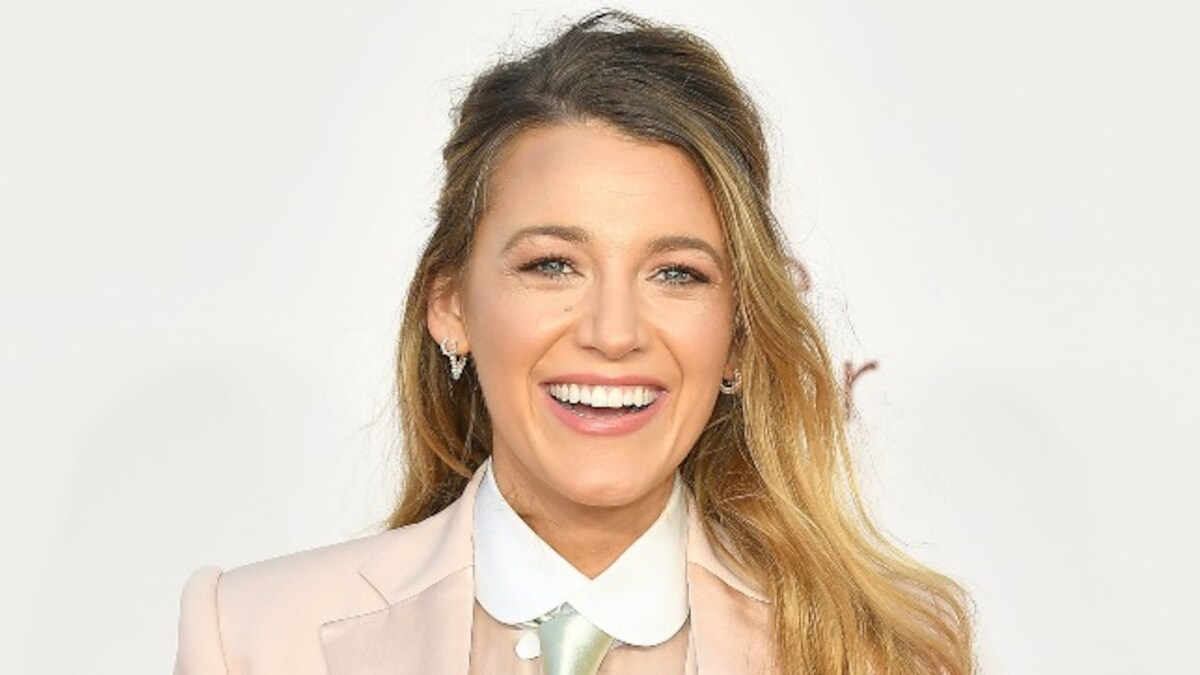 Blake Lively To Headline Lady Killer, Netflix Adaption Of Dark Horse 