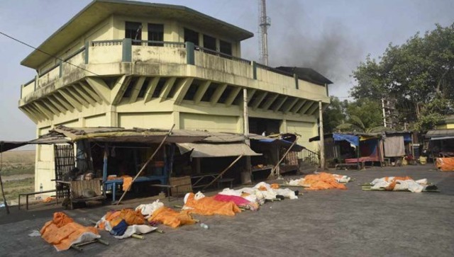 COVID-19 deaths in Bihar: 2,579 last rites held in Patna between 1 April-13 May, but govt reports just 2,092 deaths for state COVID-19 deaths in Bihar: 2,579 last rites held in Patna between 1 April-13 May, but govt reports just 2,092 deaths for state