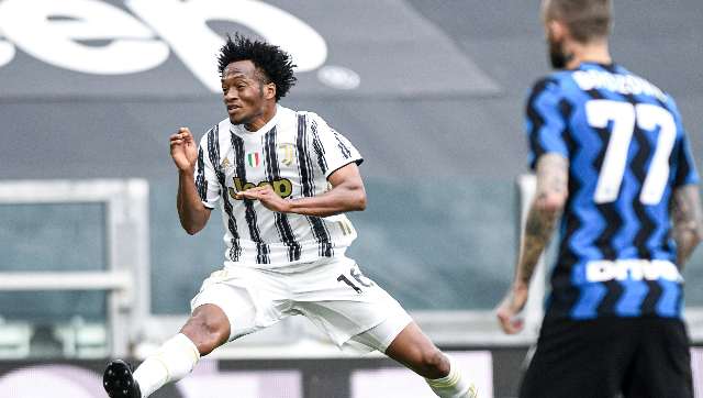 Serie A: Juan Cuadrado brace keeps Juventus in Champions League race ...