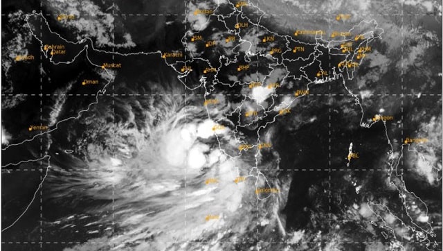 Cyclone Tauktae to intensify into 'severe cyclonic storm' today; Kerala, Maharashtra, Tamil Nadu brace for impact Cyclone Tauktae to intensify into 'severe cyclonic storm' today; Kerala, Maharashtra, Tamil Nadu brace for impact