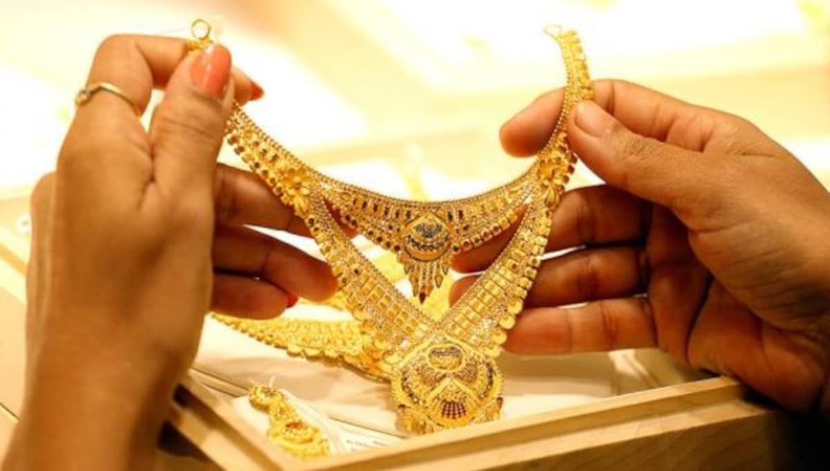 Gold prices today: Rates remain unchanged; 10 grams of 24-carat gold costs Rs 47,220