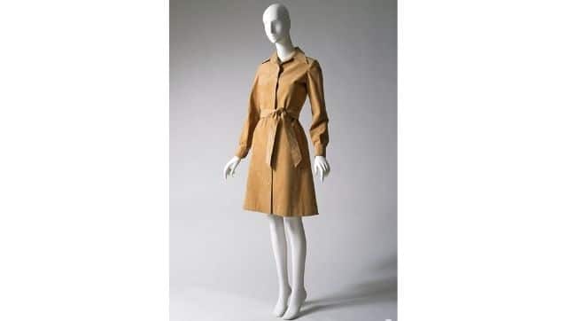 A tan Ultrasuede Halston shirtdress from 1972. Museum at FIT/Wikimedia Commons, CC BY-SA