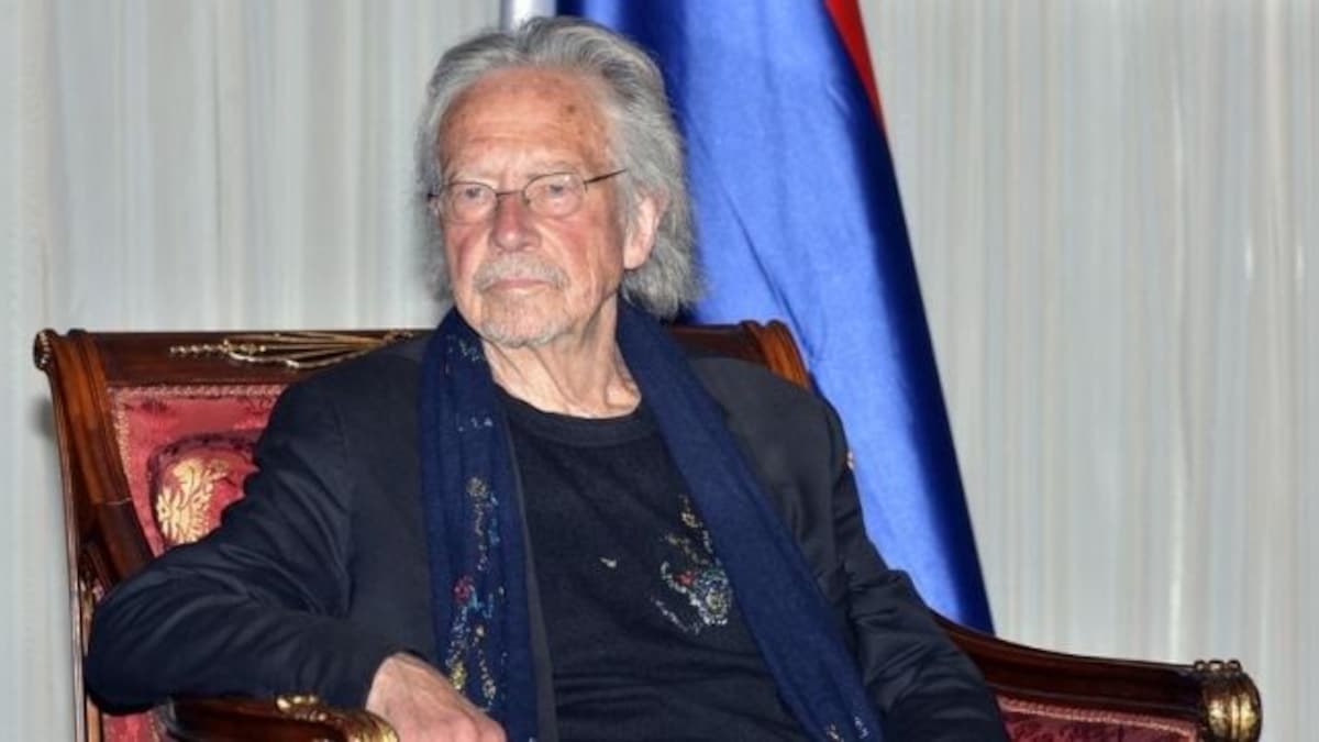 Bosnian Serbs honour Nobel Laureate Peter Handke amidst controversy over author's views on war crimes