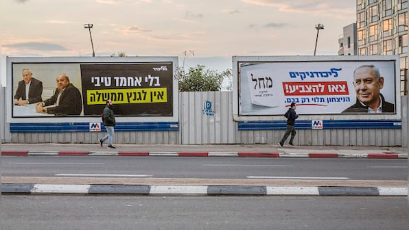 Israel moves toward coalition deal that could sideline Benjamin Netanyahu and his Likud party