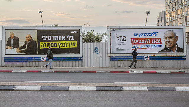 Israel moves toward coalition deal that could sideline Benjamin Netanyahu and his Likud party Israel moves toward coalition deal that could sideline Benjamin Netanyahu and his Likud party