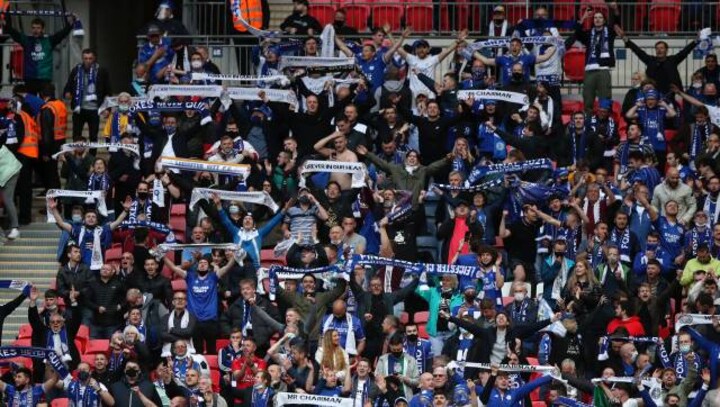 FA Cup: Wembley Stadium comes alive with noise and colour of fans' return