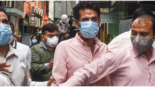 Delhi court grants bail to Navneet Kalra in oxygen concentrator black marketing case Delhi court grants bail to Navneet Kalra in oxygen concentrator black marketing case