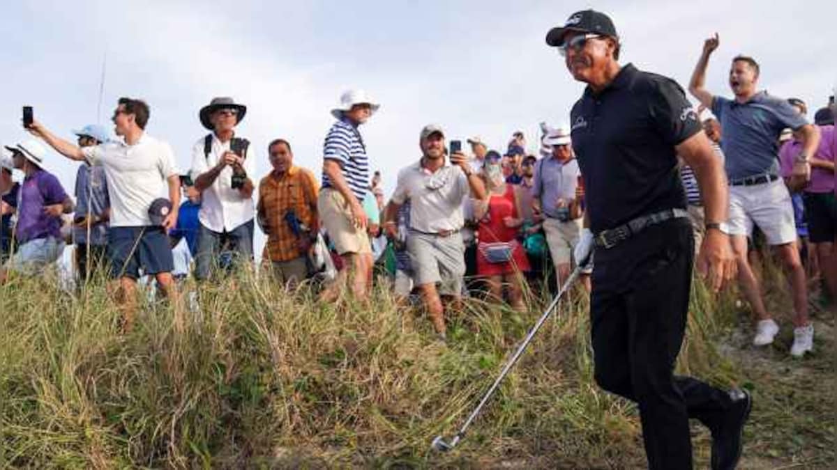 PGA Championship: A wild ride for Phil Mickelson and 18 holes away from history