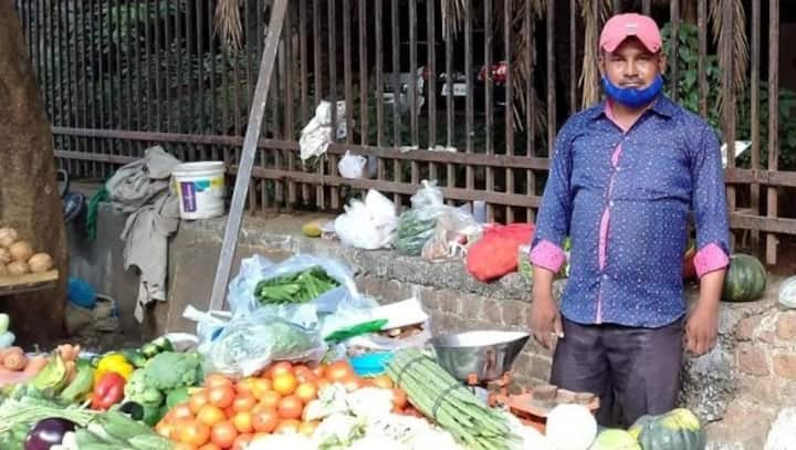 Bachi Karkaria's Tales from TJ Road: A tale of two hawkers who coexist in the camaraderie of commerce