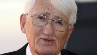 German philosopher Juergen Habermas rejects UAE’s Sheikh Zayed Book Award, reversing earlier decision