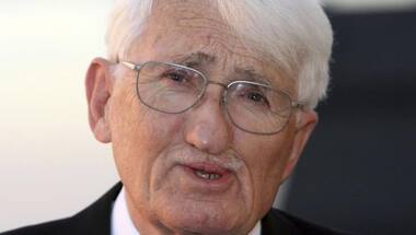 German philosopher Juergen Habermas rejects UAE’s Sheikh Zayed Book Award, reversing earlier decision