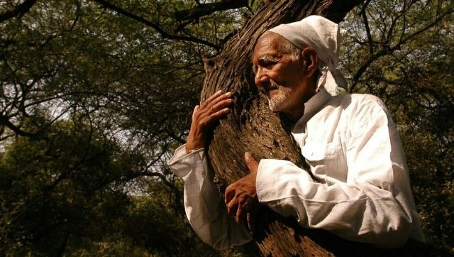 Why Sunderlal Bahuguna termed iconic Chipko Movement 'a new step towards the extension of love' Why Sunderlal Bahuguna termed iconic Chipko Movement 'a new step towards the extension of love'