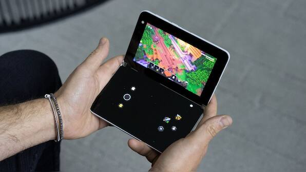 Microsoft Surface Duo's latest update lets users turn it into an Xbox gaming console