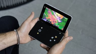 Microsoft Surface Duo's latest update lets users turn it into an Xbox gaming console
