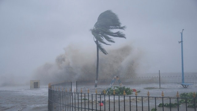 Cyclone Yaas ravages Bengal and Odisha, leaves four dead, lakhs of ...