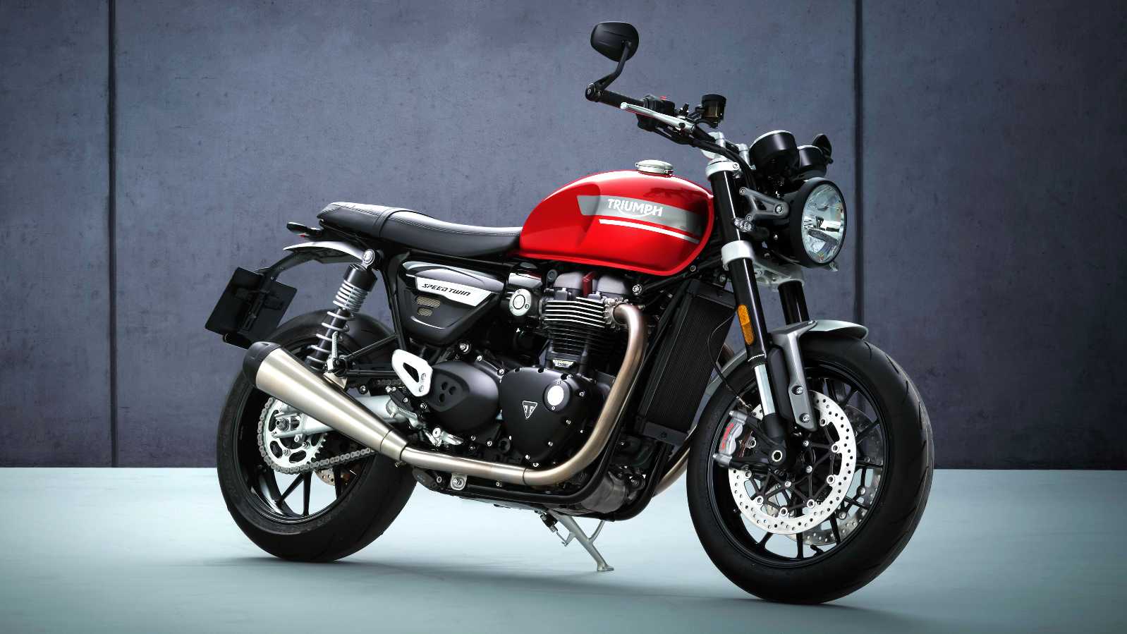 The 2021 Triumph Speed Twin will be available in three colours, including the 'Red Hopper' scheme shown here. Image: Triumph Motorcycles