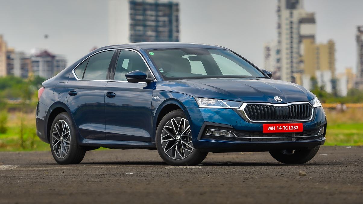 New Skoda Octavia launched in India, prices for fourth-gen sedan start at Rs 25.99 lakh New Skoda Octavia launched in India, prices for fourth-gen sedan start at Rs 25.99 lakh