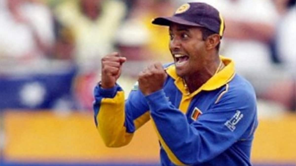 Former Sri Lanka batsman Hashan Tillakaratne appointed women's team coach for six months