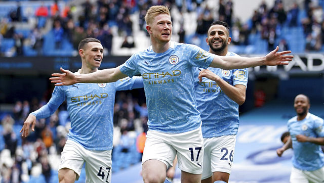 Kevin De Bruyne voted PFA player of the year again; Fran Kirby wins women's award Kevin De Bruyne voted PFA player of the year again; Fran Kirby wins women's award