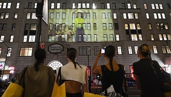 On Marc Jacobs’ post-pandemic runway, parading puffer jackets and coats in undulating patterns
