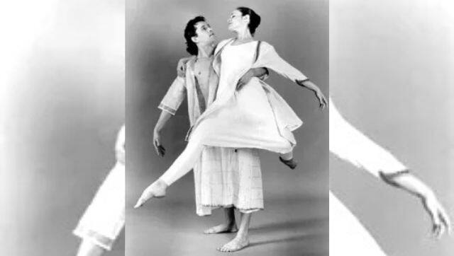 The costume designed by Sandhya Raman for Jonathan Hollander's 1991 choreography, Moonbeam, featuring danseuse Mallika Sarabhai.