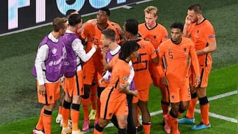 Euro 2020: Denzel Dumfries gives Netherlands dramatic win over Ukraine on return to big time