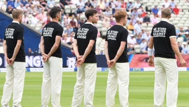 England vs New Zealand: 'That's not supporting Black Lives Matter', Holding slams hosts' 'moment of unity' gesture England vs New Zealand: 'That's not supporting Black Lives Matter', Holding slams hosts' 'moment of unity' gesture