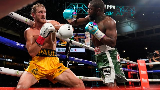 Floyd Mayweather vs Logan Paul exhibition bout ends without a winner as YouTube star lasts the distance Floyd Mayweather vs Logan Paul exhibition bout ends without a winner as YouTube star lasts the distance