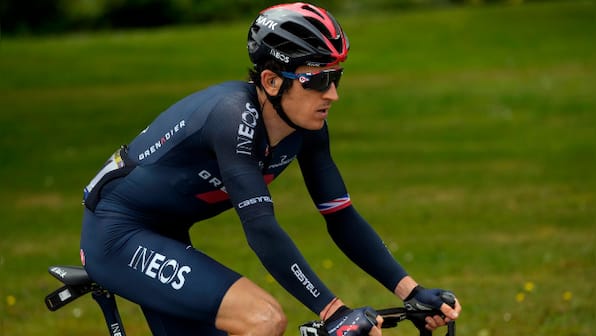 Tour de France winner Geraint Thomas has bike robbed outside coffee shop