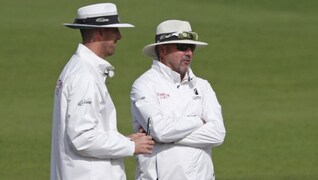 Richard Illingworth shares knowledge with budding German umpires