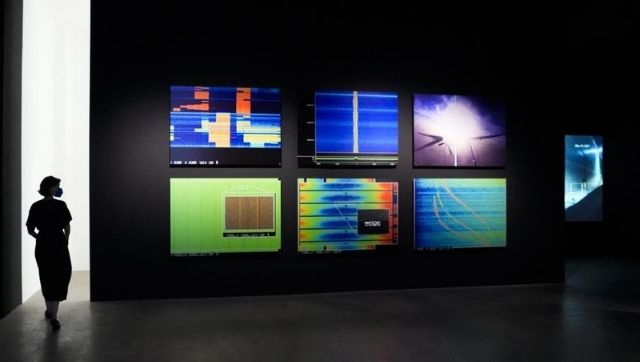 Acclaimed filmmaker and artist Laura Poitras' new exhibit examines COVID-19, fight for racial justice Acclaimed filmmaker and artist Laura Poitras' new exhibit examines COVID-19, fight for racial justice