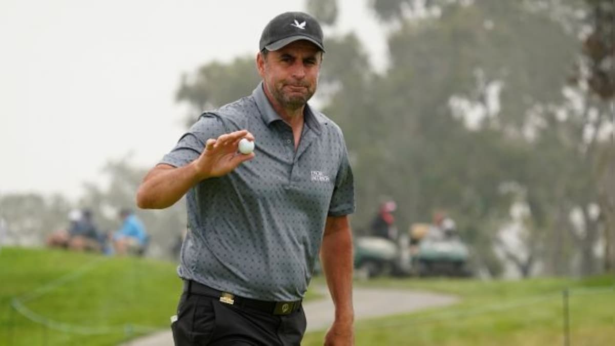 US Open Golf 2021: Richard Bland, Russell Henley share lead with Louis Oosthuizen, Matthew Wolff one back