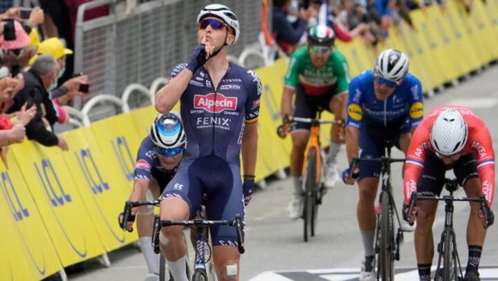 Tour de France 2021: Tim Merlier wins drama-filled stage three as crashes continue to disrupt premier event
