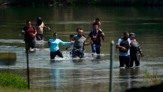 Venezuelans migrate to US in droves due to pandemic-induced crises and internal turmoil afflicting their homeland Venezuelans migrate to US in droves due to pandemic-induced crises and internal turmoil afflicting their homeland