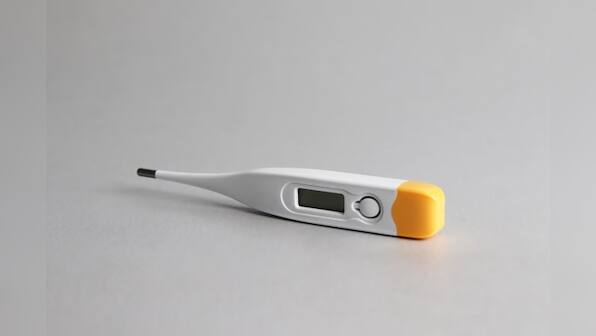 Top digital thermometers