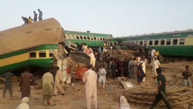 At least 30 killed in Pakistan's Sindh after two trains collide; rescue operations underway At least 30 killed in Pakistan's Sindh after two trains collide; rescue operations underway